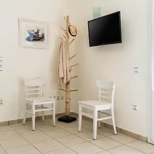 Hotel Makani Suites, Ano Mera